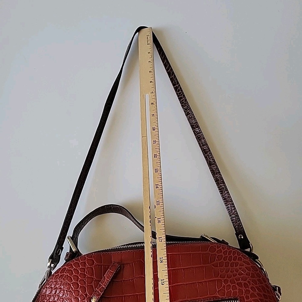 Niquea.D Satchel Shoulder Bag Embossed Italian‎ Leather Top Handle Statement - Picture 13 of 16